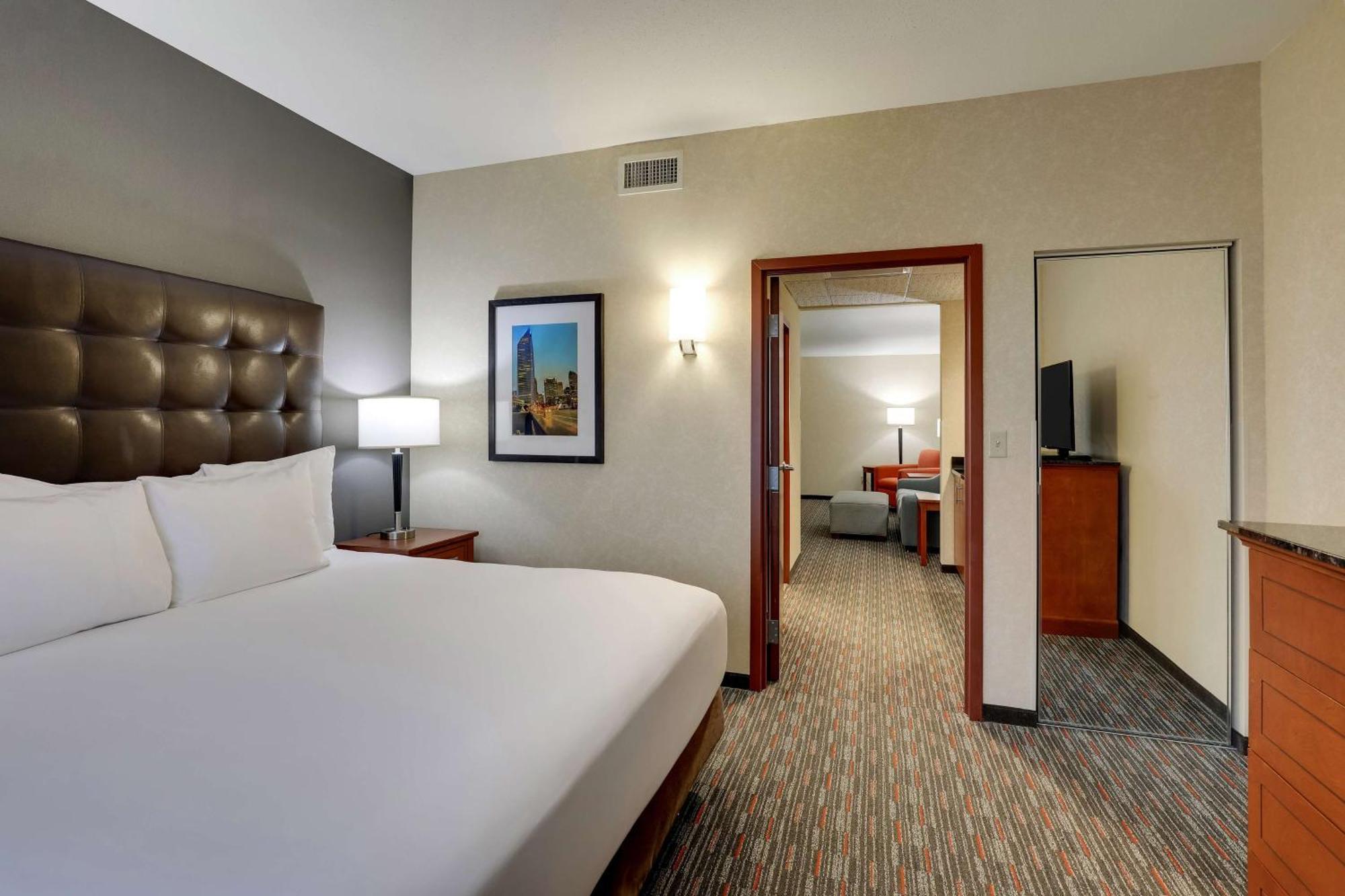Drury Inn & Suites Charlotte Arrowood Kültér fotó