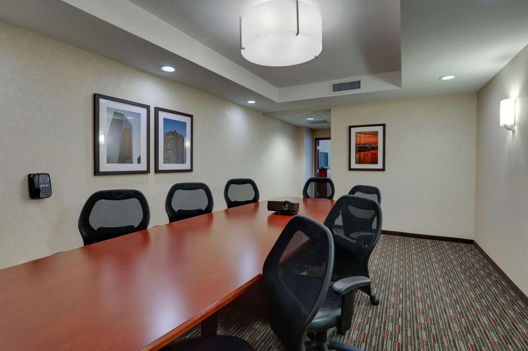 Drury Inn & Suites Charlotte Arrowood Kültér fotó