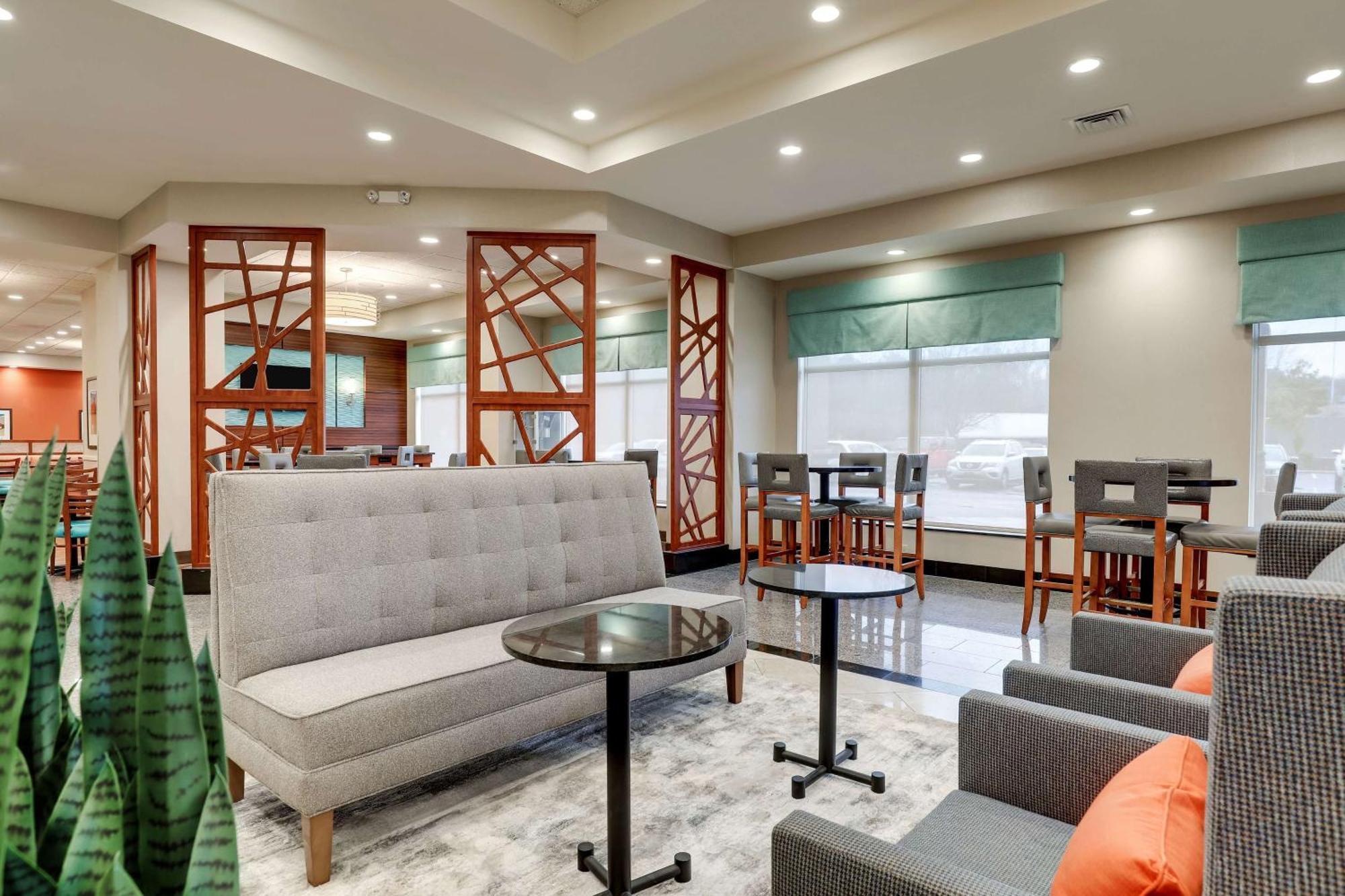 Drury Inn & Suites Charlotte Arrowood Kültér fotó